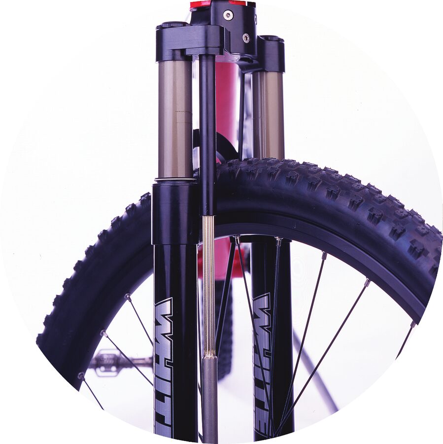 CHRISTINI AWD front drive shaft telescoping with the suspension through a multi-spline shaft